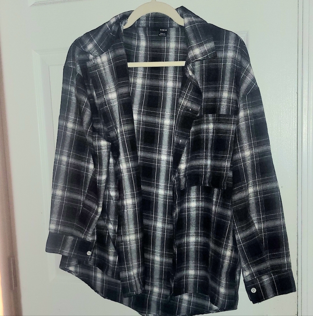 SHEIN Black and White Checkered Women's Jacket